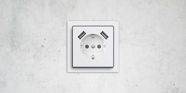 SCHUKO® USB-Steckdose bei RE-TEC GmbH in Kaltennordheim OT Kaltensundheim