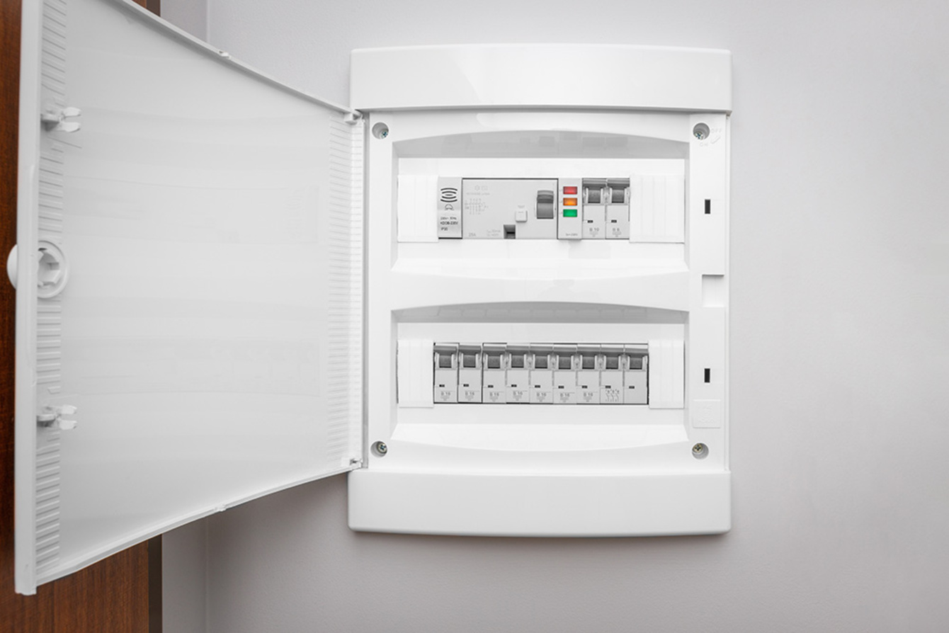 Über­spannungs­schutz bei RE-TEC GmbH in Kaltennordheim OT Kaltensundheim