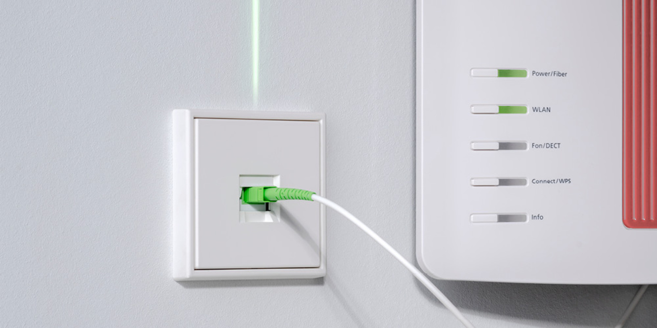 Die neuen Glasfaser-Anschlussdosen bei RE-TEC GmbH in Kaltennordheim OT Kaltensundheim