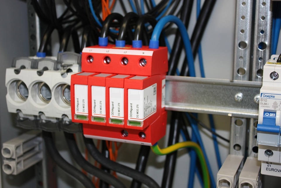 U berspannungsschutz bei RE-TEC GmbH in Kaltennordheim OT Kaltensundheim